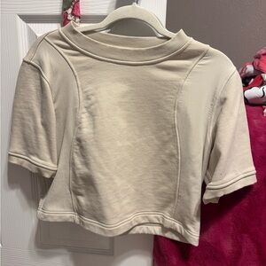 LULULEMON TOP